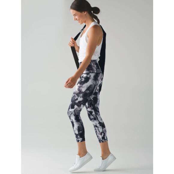 Lululemon Wunder Under Crop (Hi-Rise) Legging Obscurred Black Dusty Mauve Size 8 - Picture 1 of 9